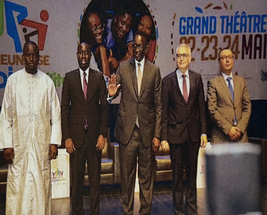 AUDIENCE OF MRS. HIROSE SATOMI AND HER STAFF WITH HIS EXCELLENCY GORGUI CISS AMBASSADOR OF SENEGAL